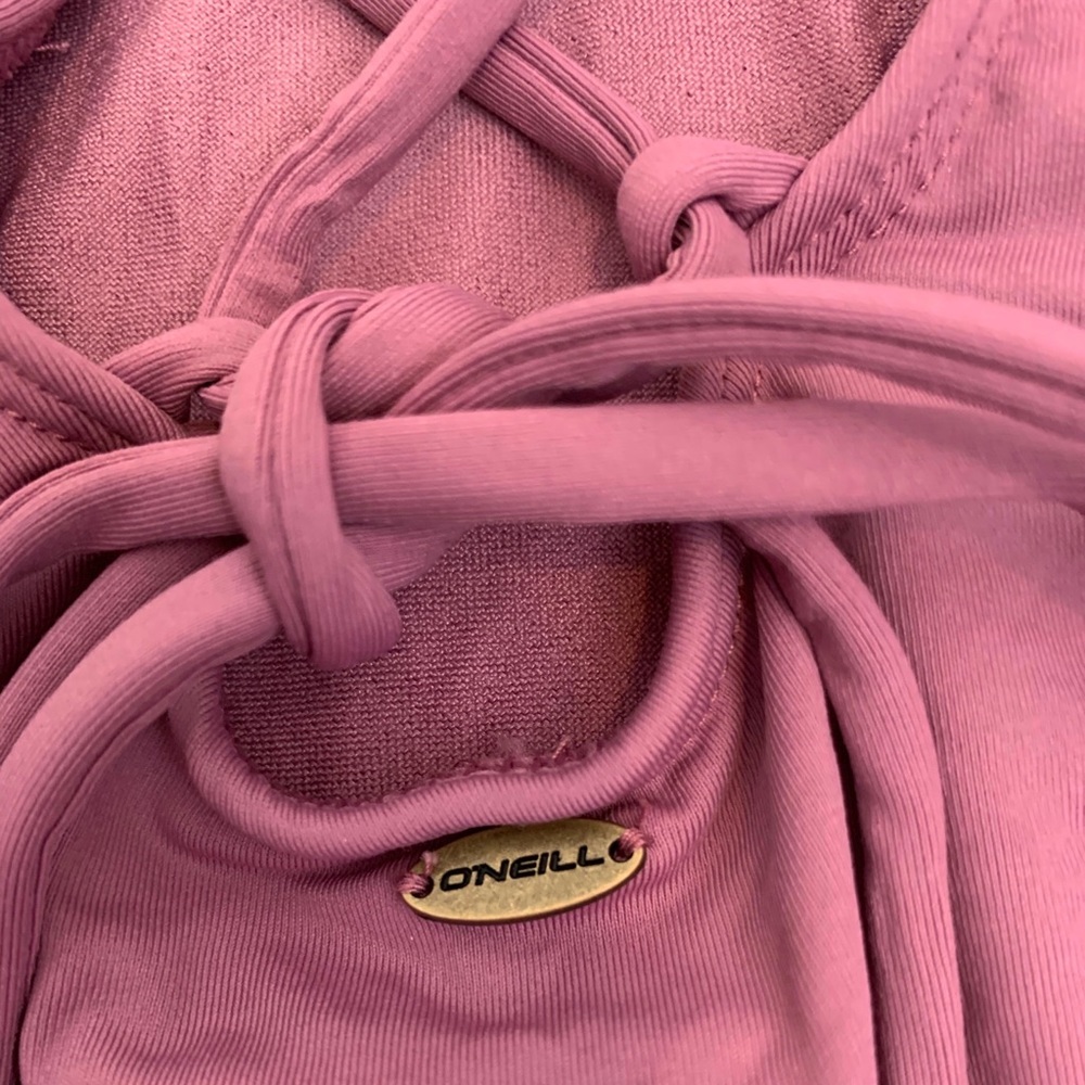 new oneill salt water solid purple mauve swimsuit - Picture 3 of 4